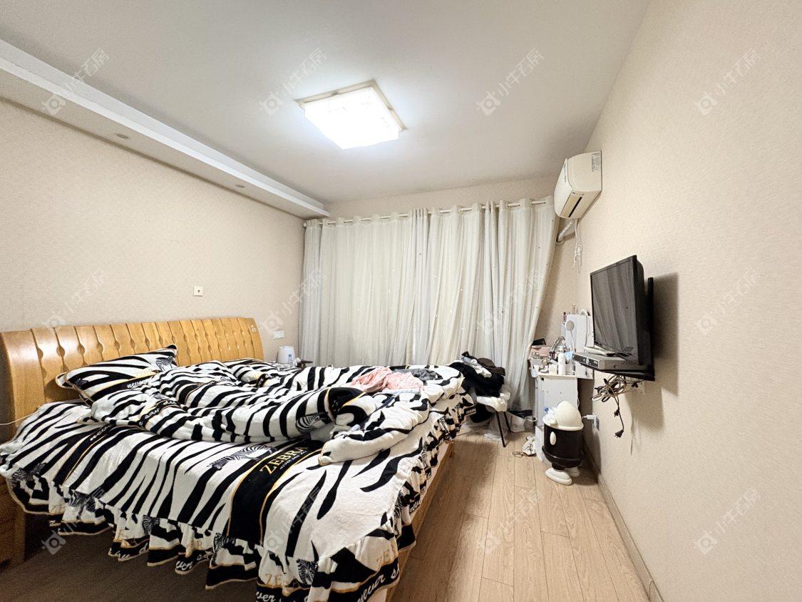 镇江华都锦城在售二手房源室内图_小牛看房