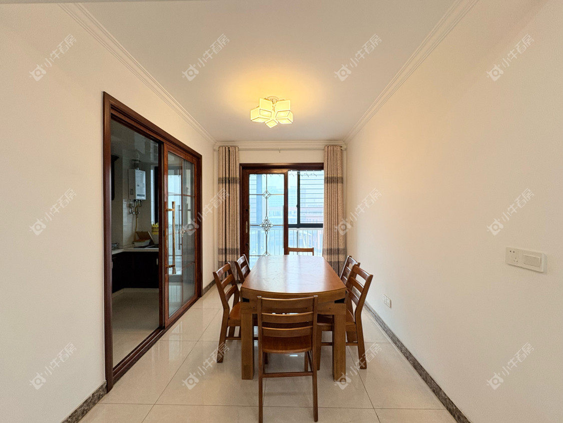 镇江金凤凰在售二手房源室内图_小牛看房