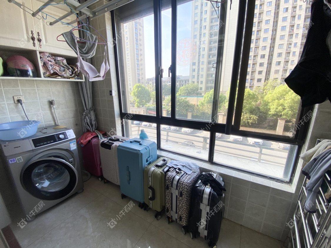 镇江丹凤国际在售二手房源室内图_小牛看房