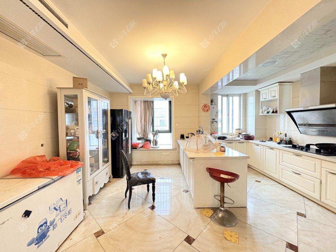 镇江城市绿洲在售二手房源室内图_小牛看房