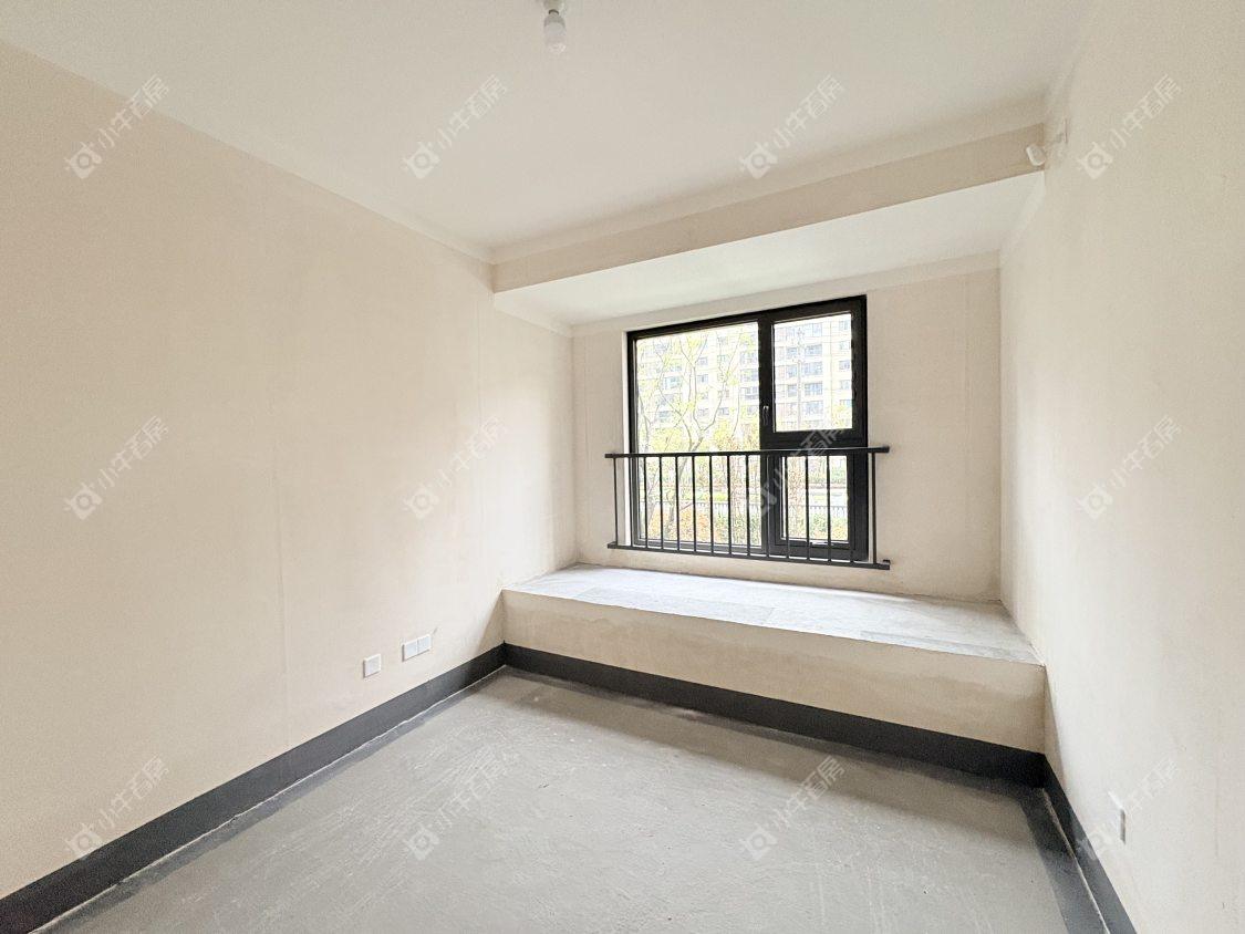 镇江中海臻如府在售二手房源室内图_小牛看房