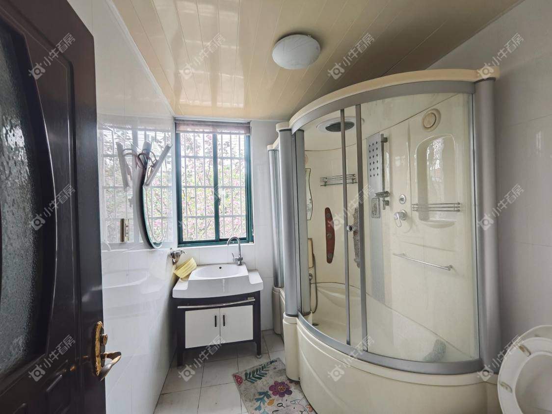 镇江豪门兰庭在售二手房源室内图_小牛看房