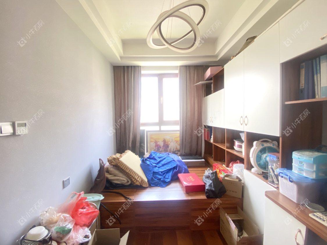 镇江滨河凤凰城在售二手房源室内图_小牛看房