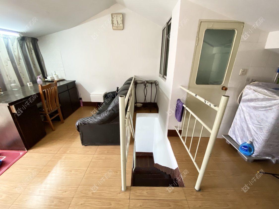 镇江阜阳新三村在售二手房源室内图_小牛看房