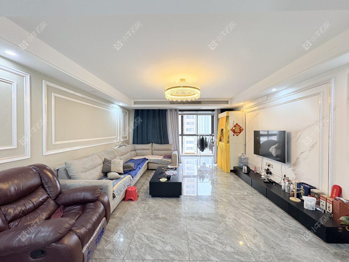 镇江凤熹台在售二手房源室内图_小牛看房