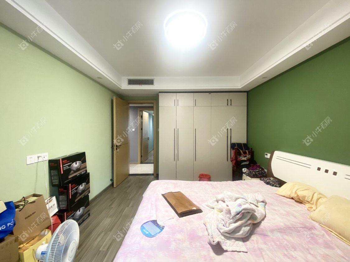 镇江城市绿洲在售二手房源室内图_小牛看房