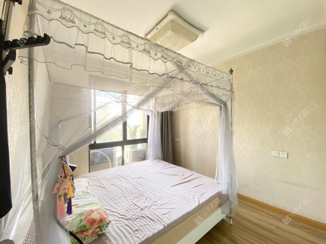 镇江领秀花都在售二手房源室内图_小牛看房