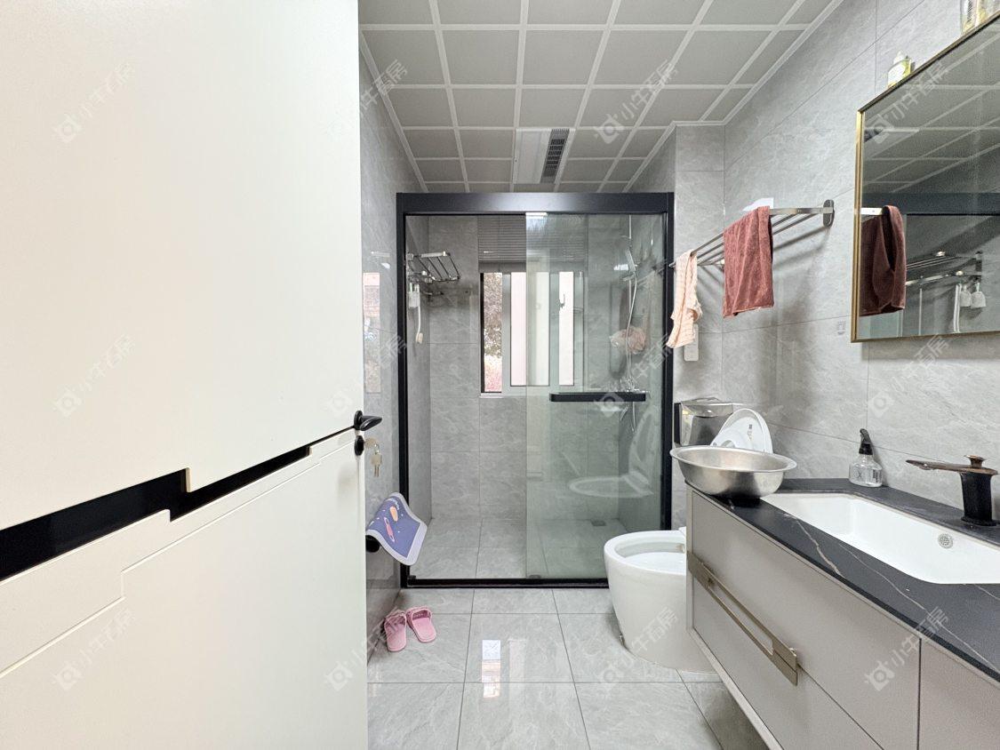 镇江中南君悦府中南一期在售二手房源室内图_小牛看房