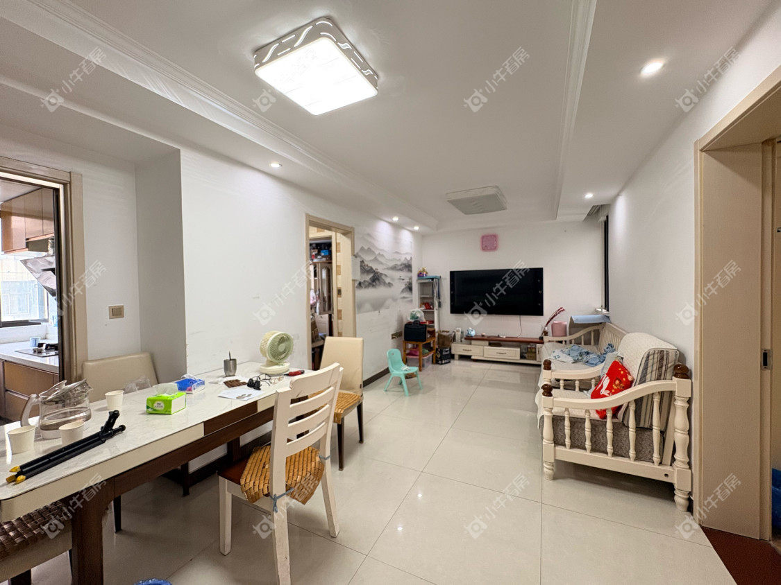 镇江幸福小区在售二手房源室内图_小牛看房