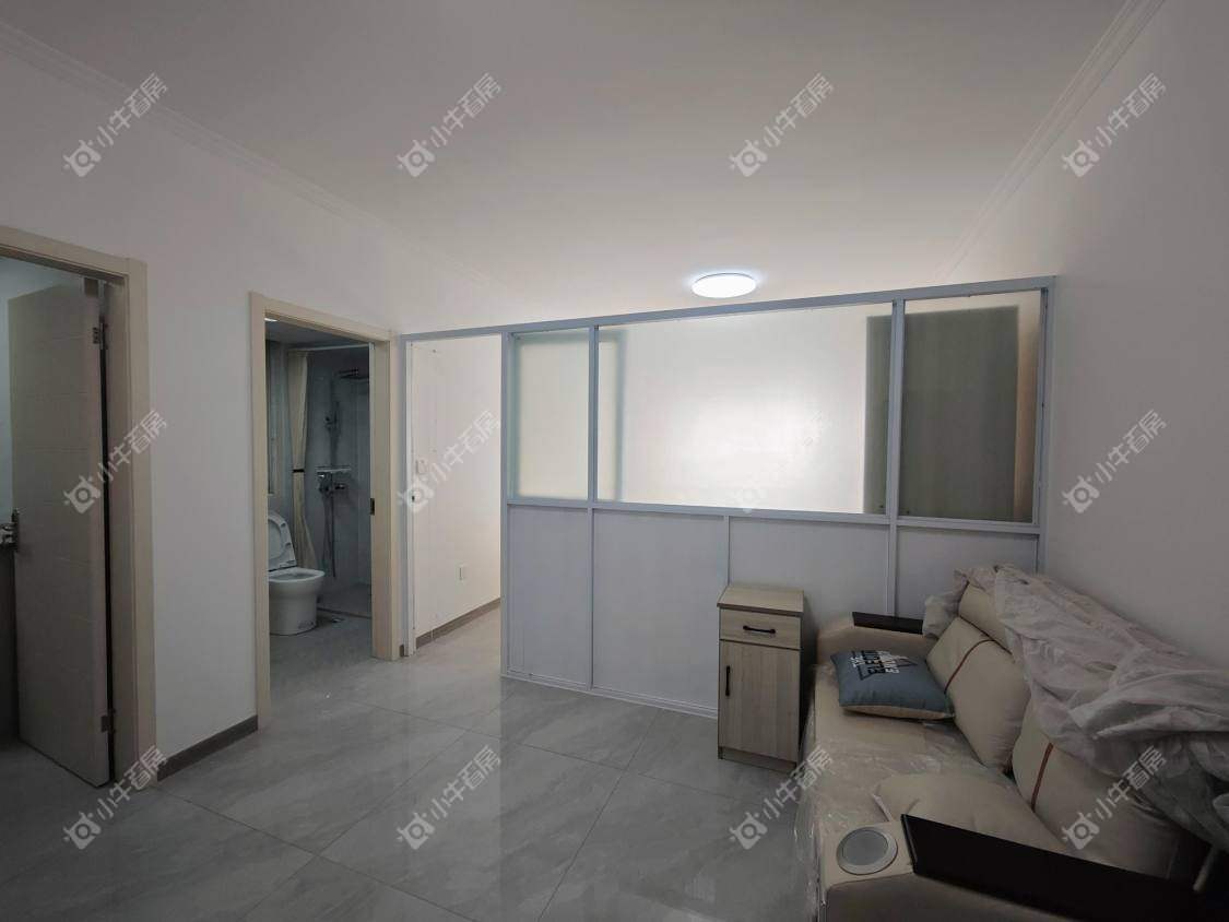 镇江粤港臻园在售二手房源室内图_小牛看房