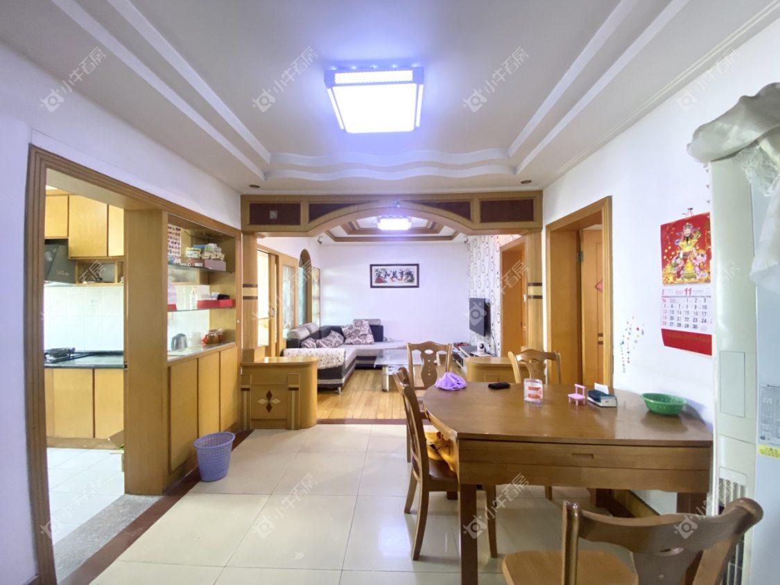 镇江华阳苑在售二手房源室内图_小牛看房