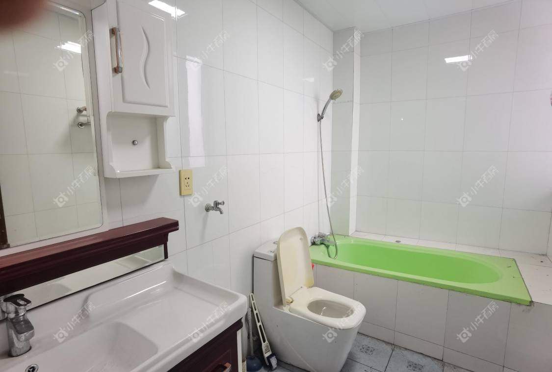 镇江龙滨园在售二手房源室内图_小牛看房