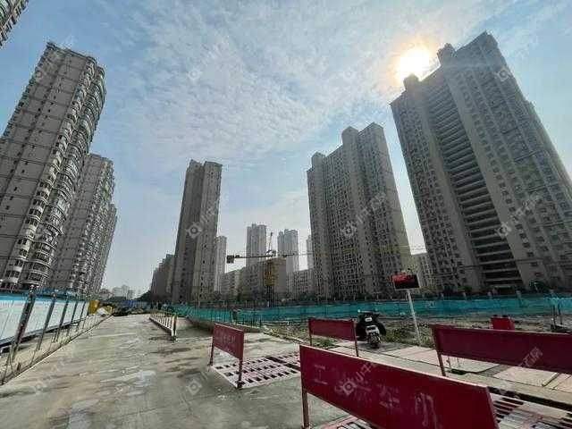 镇江碧桂园在售二手房源室内图_小牛看房