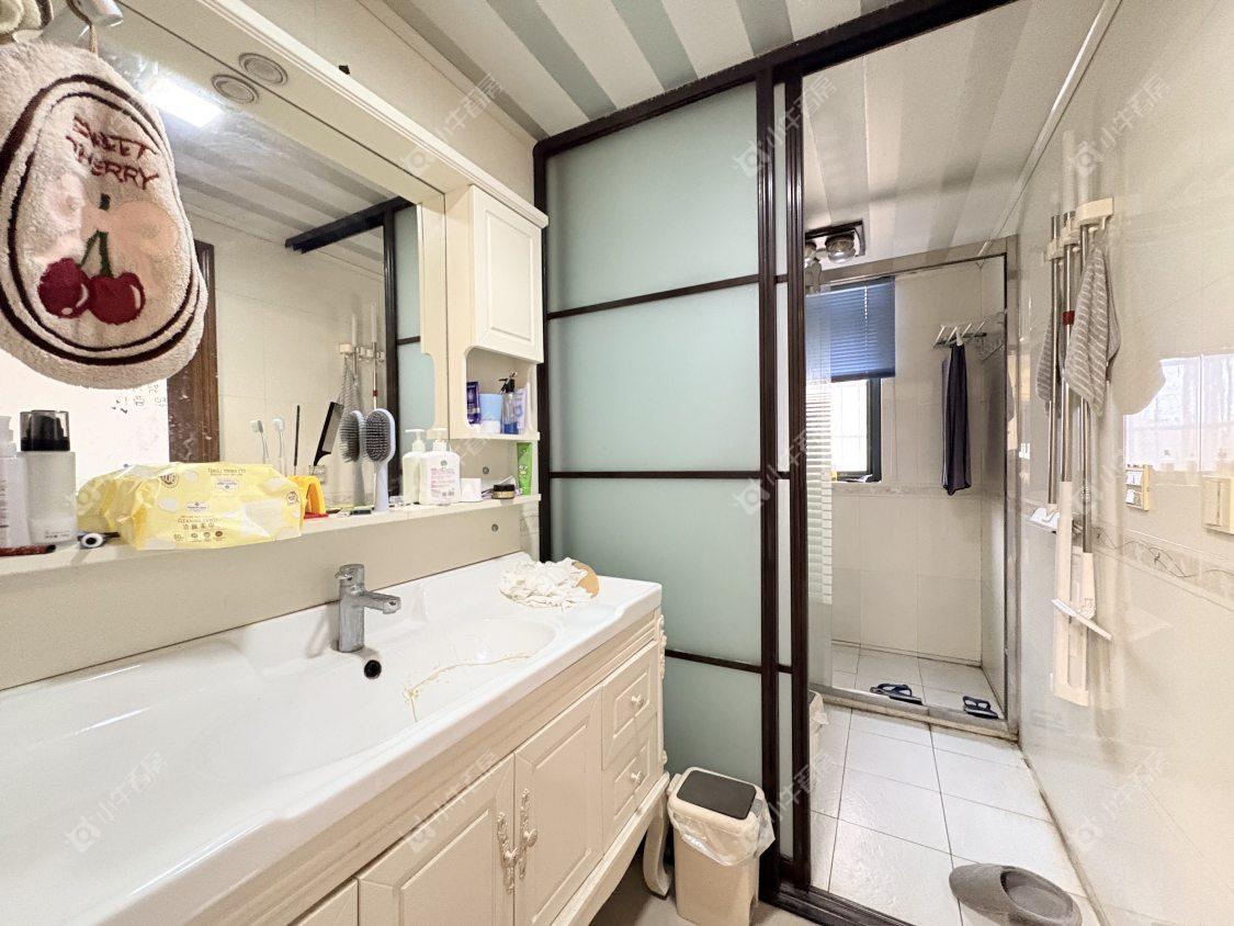 镇江锦都佳苑在售二手房源室内图_小牛看房