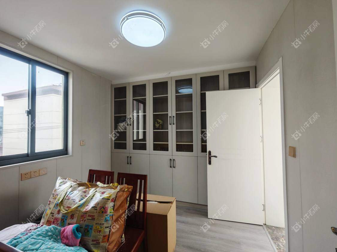 镇江凤美新村在售二手房源室内图_小牛看房