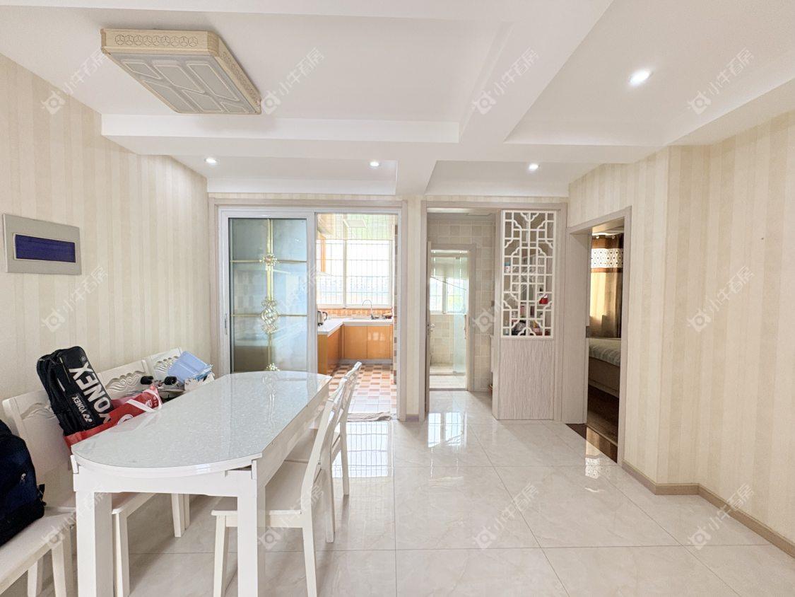 镇江锦绣江南在售二手房源室内图_小牛看房