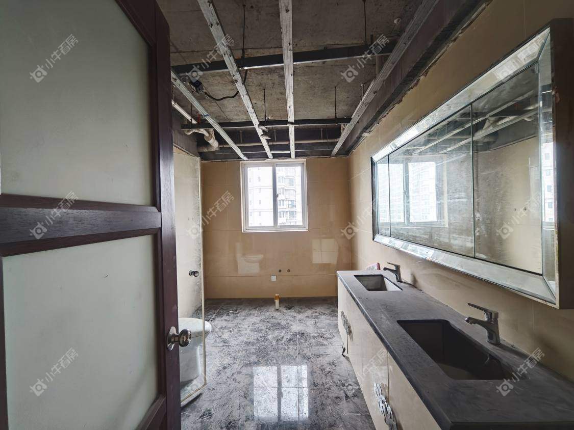 镇江碧桂园在售二手房源室内图_小牛看房