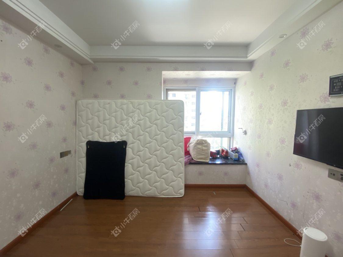 镇江碧桂园在售二手房源室内图_小牛看房