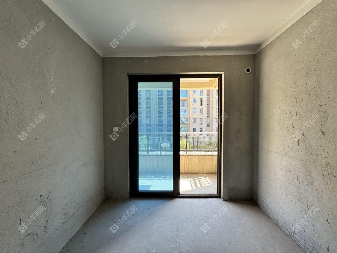 镇江碧桂园樾府在售二手房源室内图_小牛看房