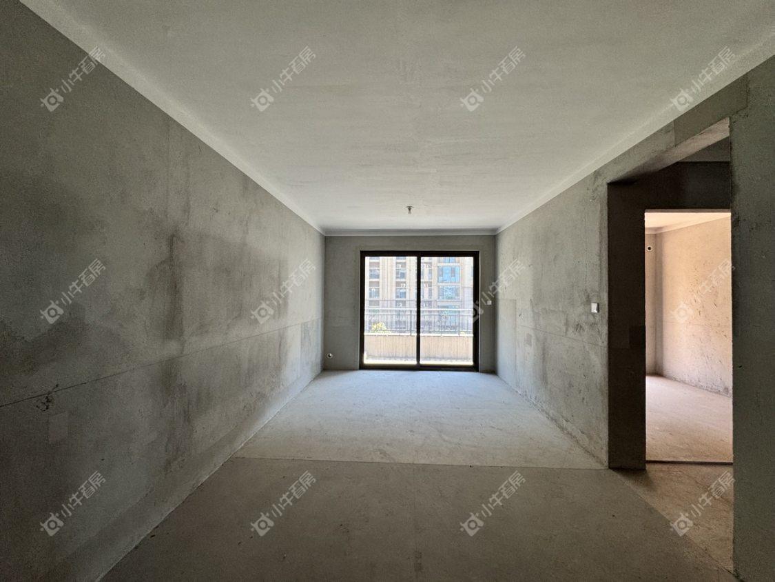 镇江碧桂园樾府在售二手房源室内图_小牛看房