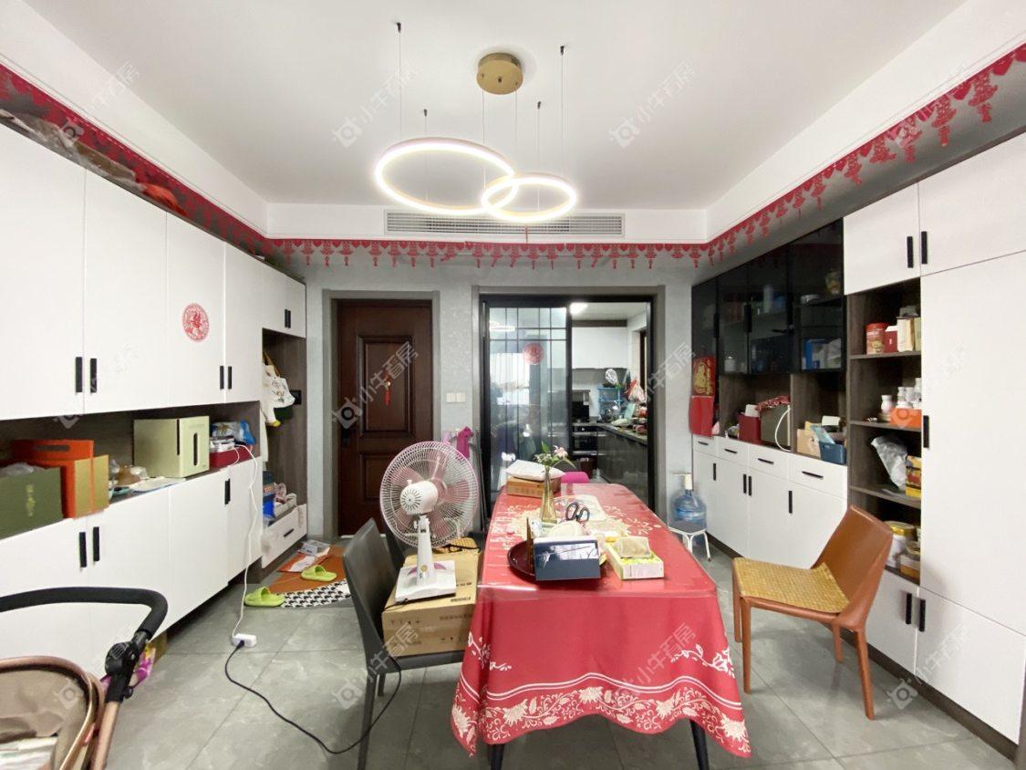 镇江凤凰郡在售二手房源室内图_小牛看房