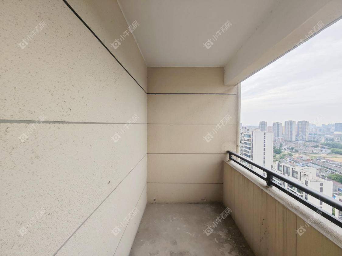 镇江凤熹台在售二手房源室内图_小牛看房