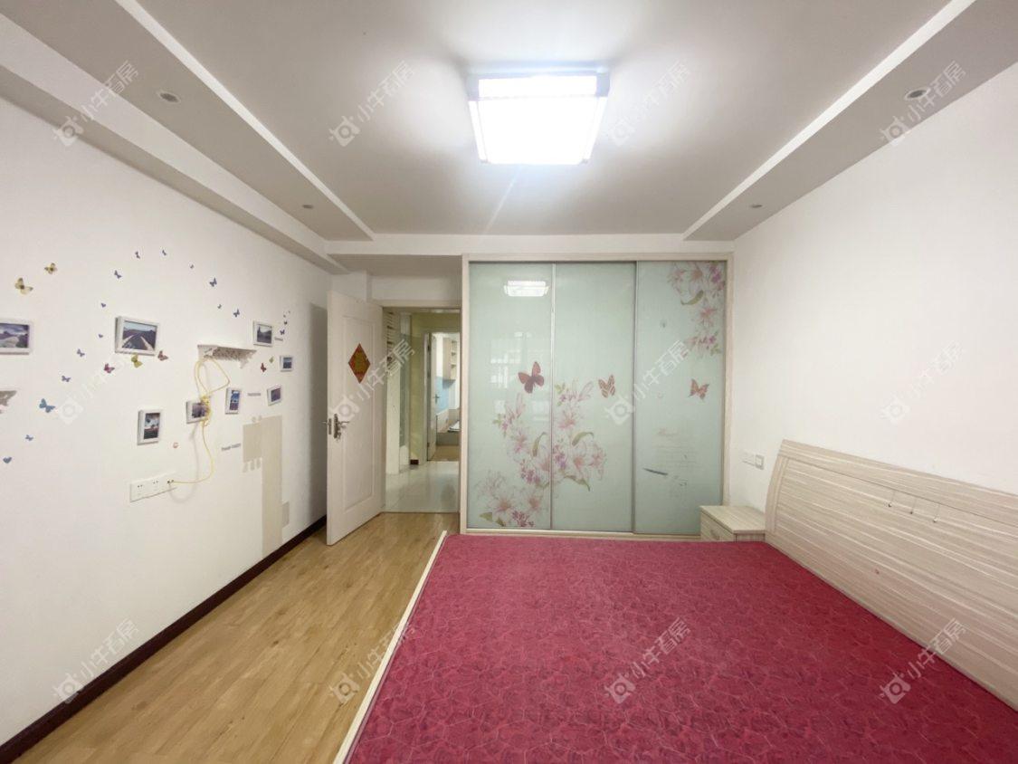 镇江欧洲城在售二手房源室内图_小牛看房