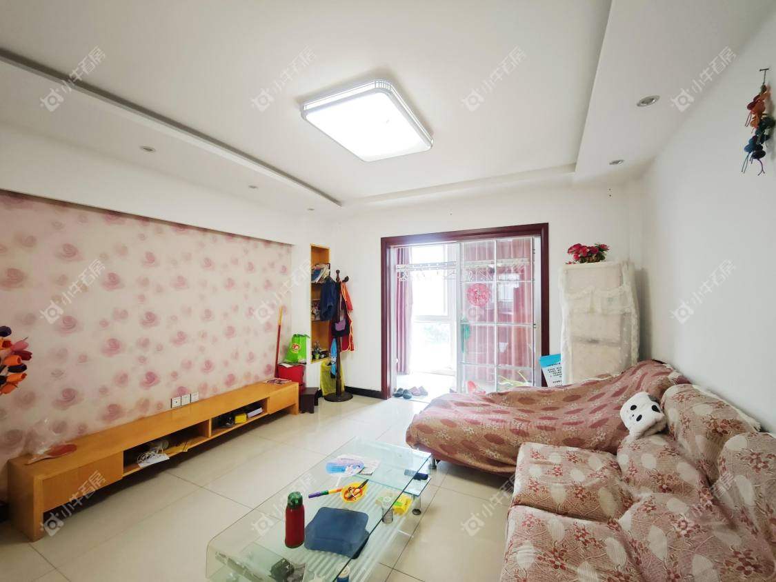 镇江芳草苑在售二手房源室内图_小牛看房