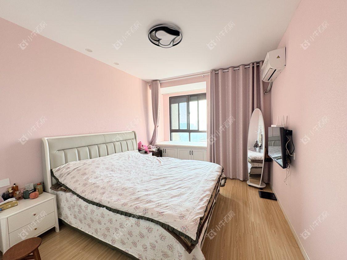 镇江昆仑华府在售二手房源室内图_小牛看房