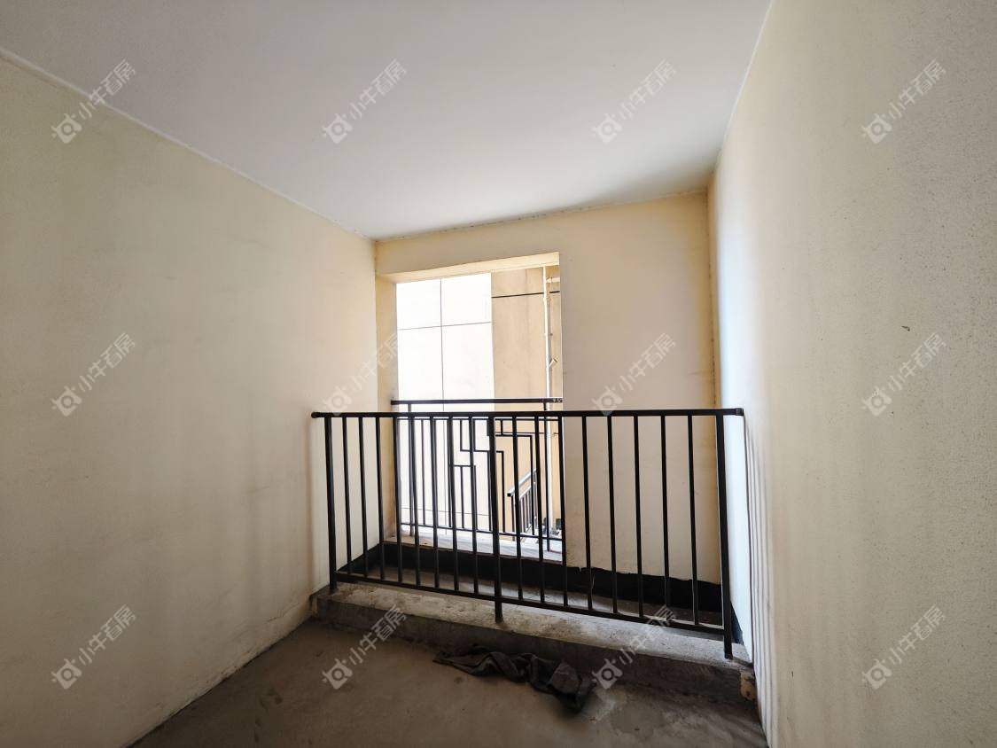 镇江华都幸福里在售二手房源室内图_小牛看房