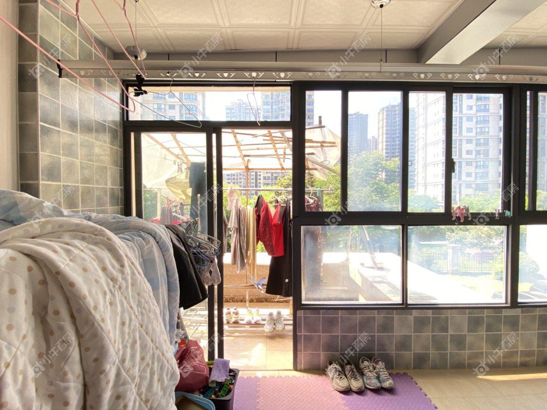 镇江碧桂园在售二手房源室内图_小牛看房