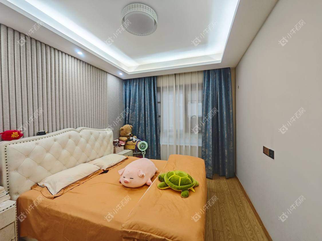 镇江滨河凤凰城在售二手房源室内图_小牛看房