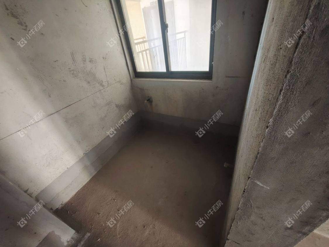 镇江华都幸福里在售二手房源室内图_小牛看房