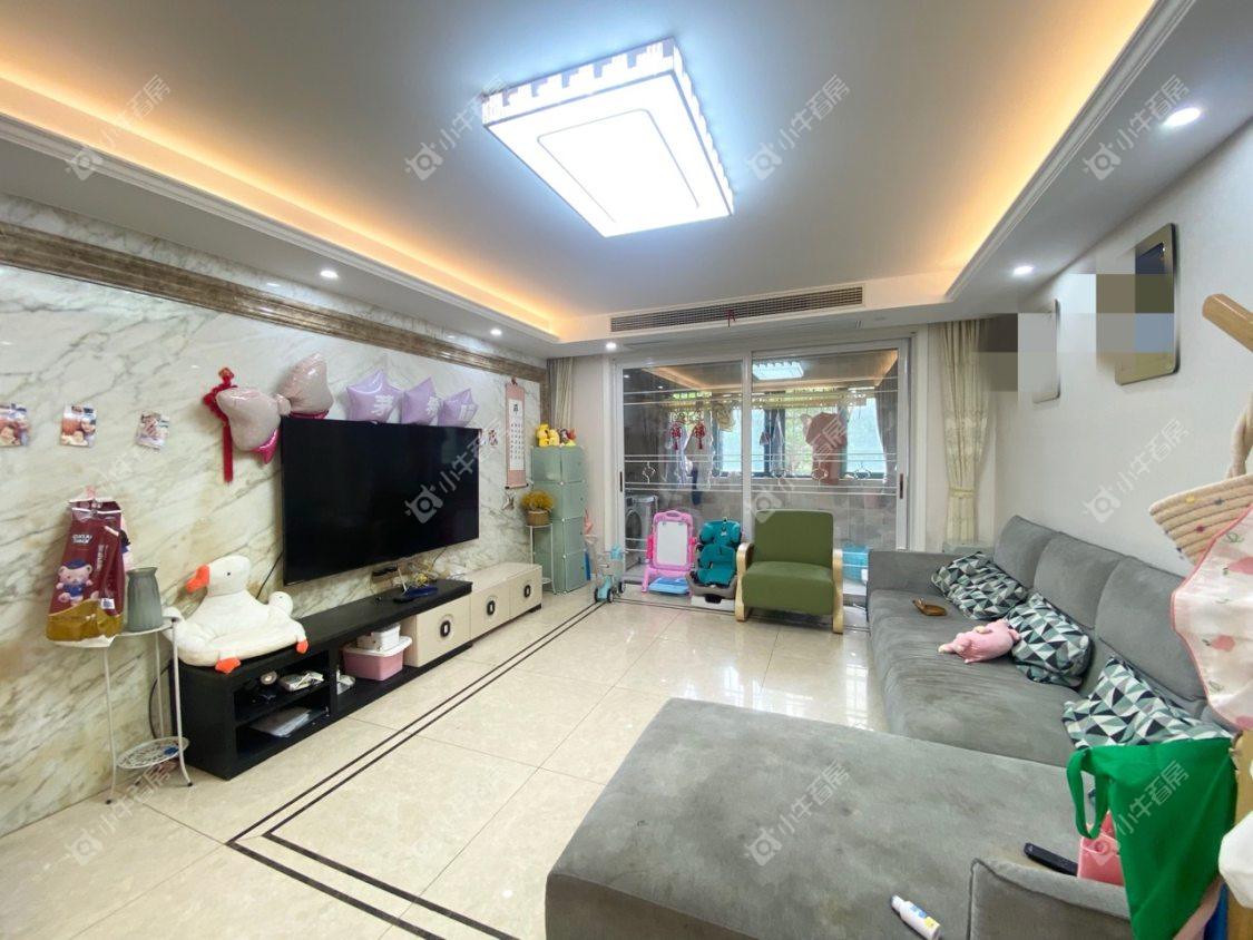 镇江欧洲城在售二手房源室内图_小牛看房