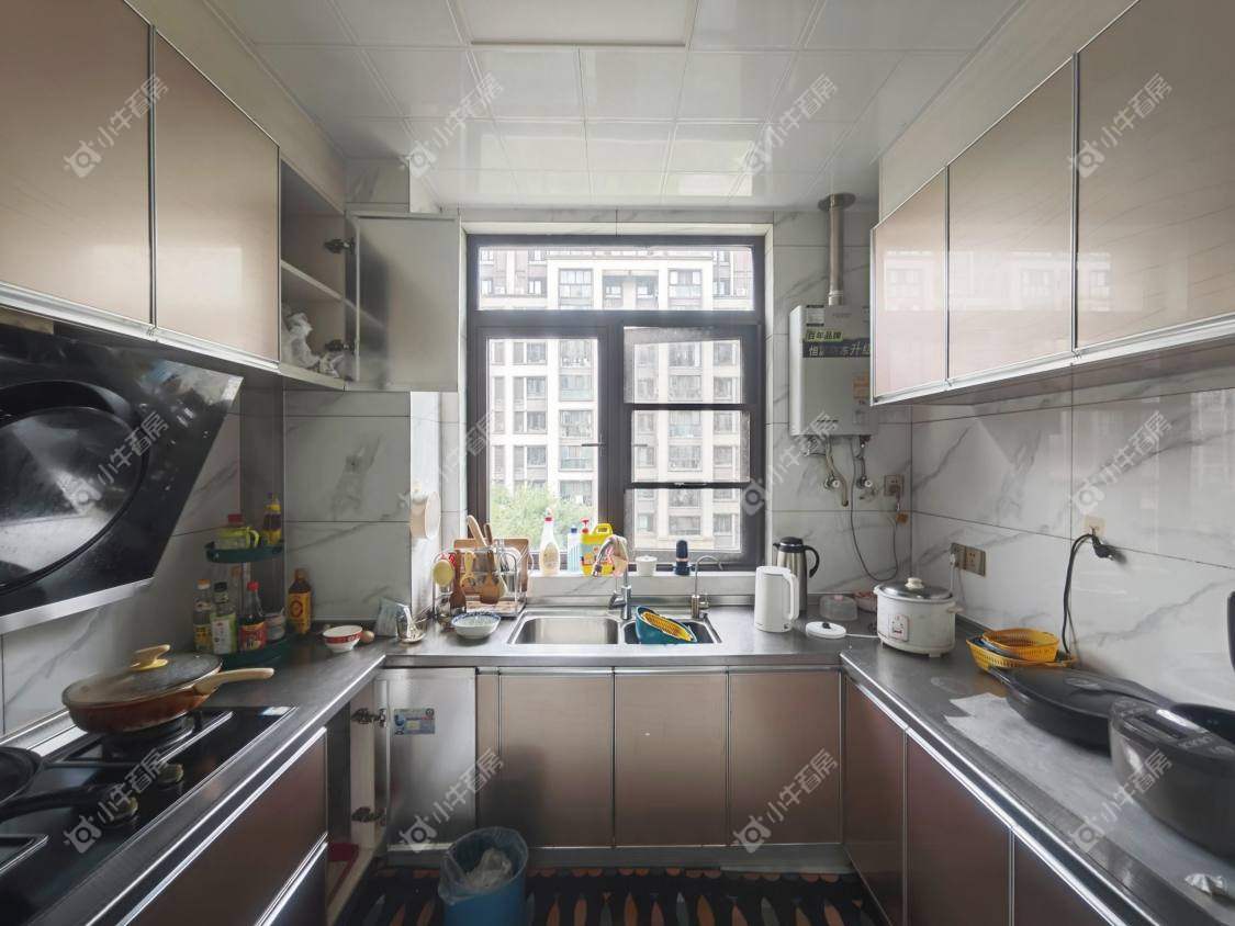 镇江滨河凤凰城在售二手房源室内图_小牛看房