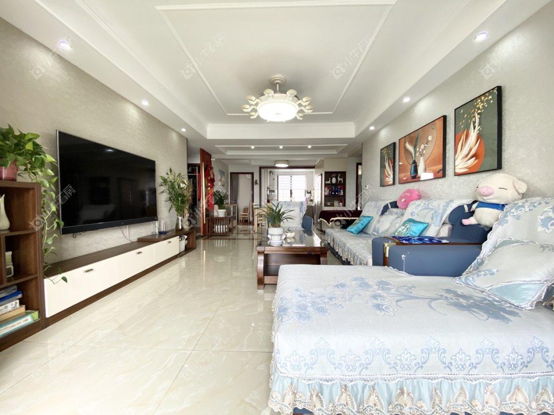 镇江汇金天地在售二手房源室内图_小牛看房