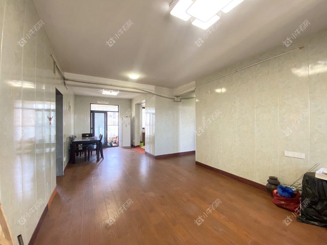 镇江国信宜和在售二手房源室内图_小牛看房