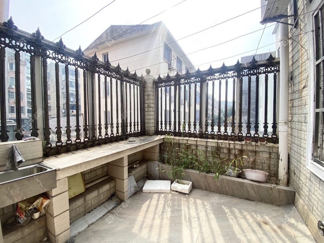 镇江百合苑在售二手房源室内图_小牛看房