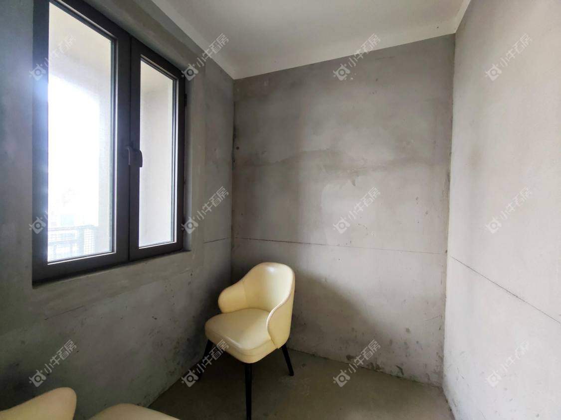 镇江碧桂园樾府在售二手房源室内图_小牛看房