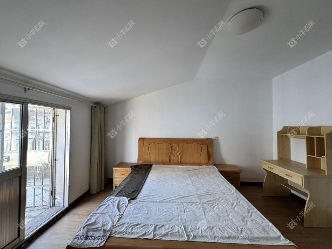 镇江华南园中园在售二手房源室内图_小牛看房