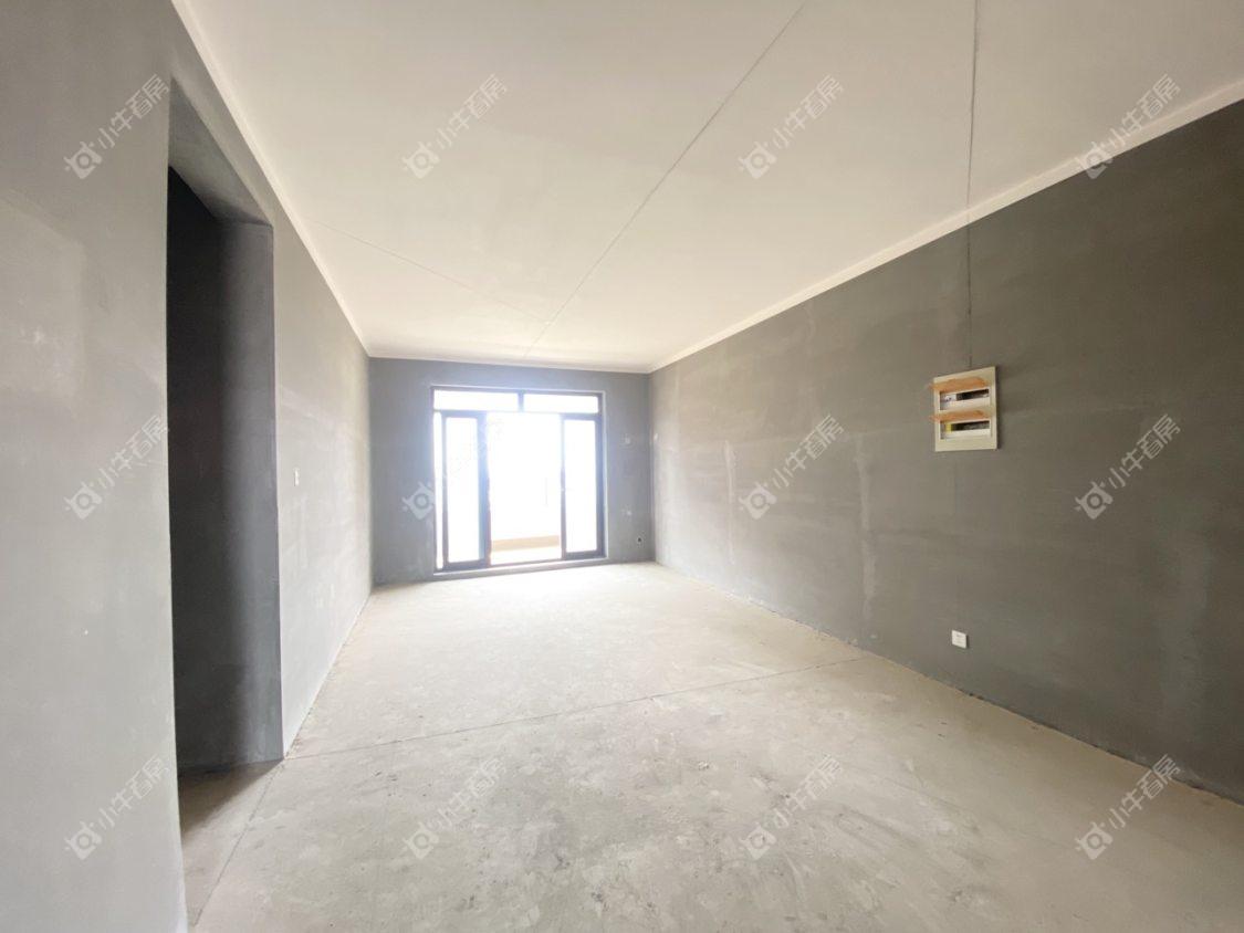 镇江凤凰郡在售二手房源室内图_小牛看房