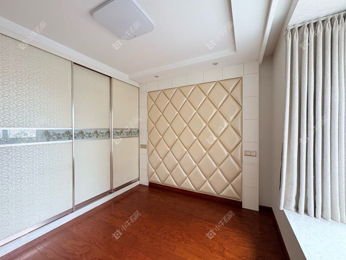 镇江城市绿洲在售二手房源室内图_小牛看房