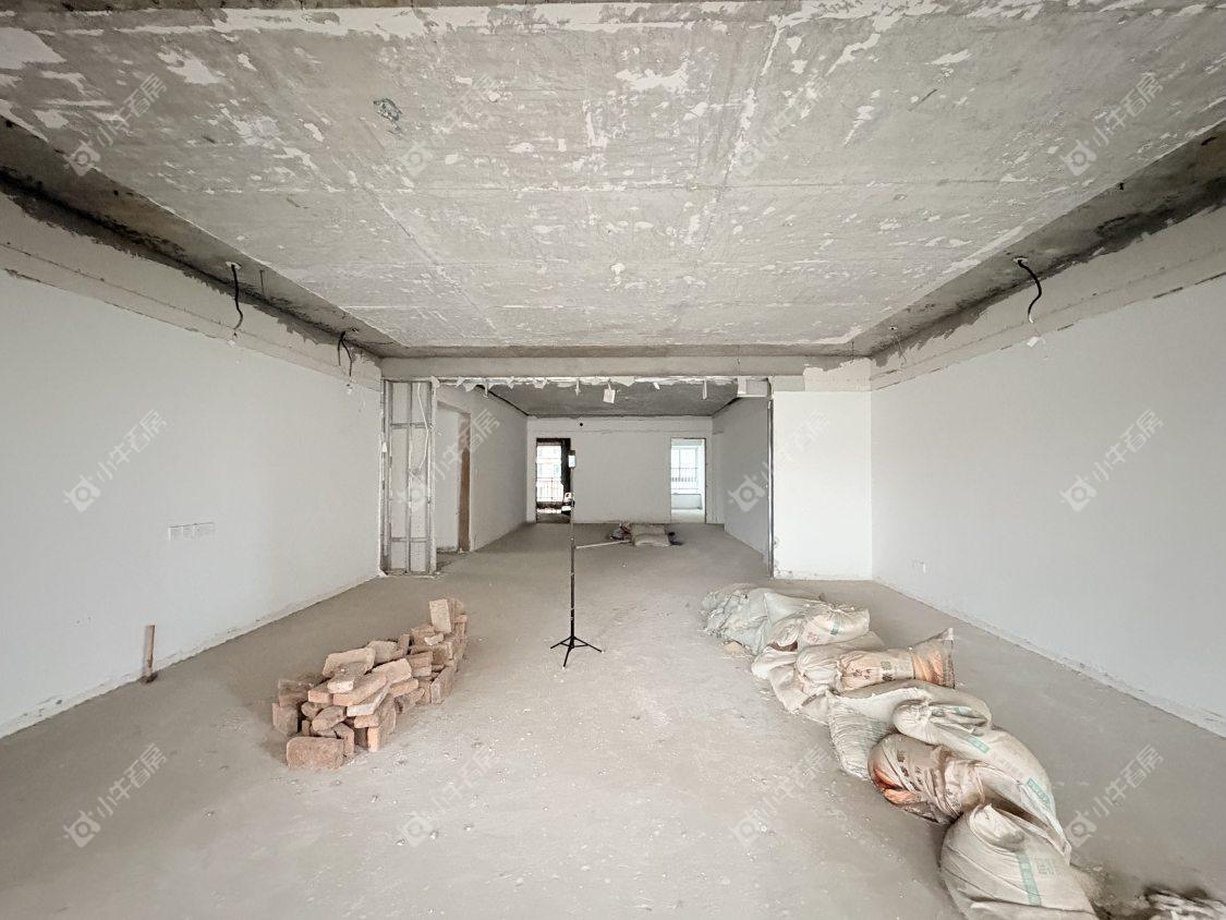 镇江碧桂园在售二手房源室内图_小牛看房