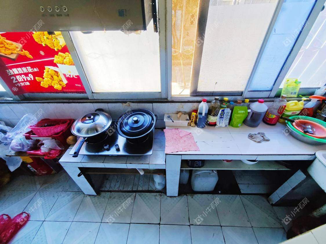 镇江龙凤新村在售二手房源室内图_小牛看房