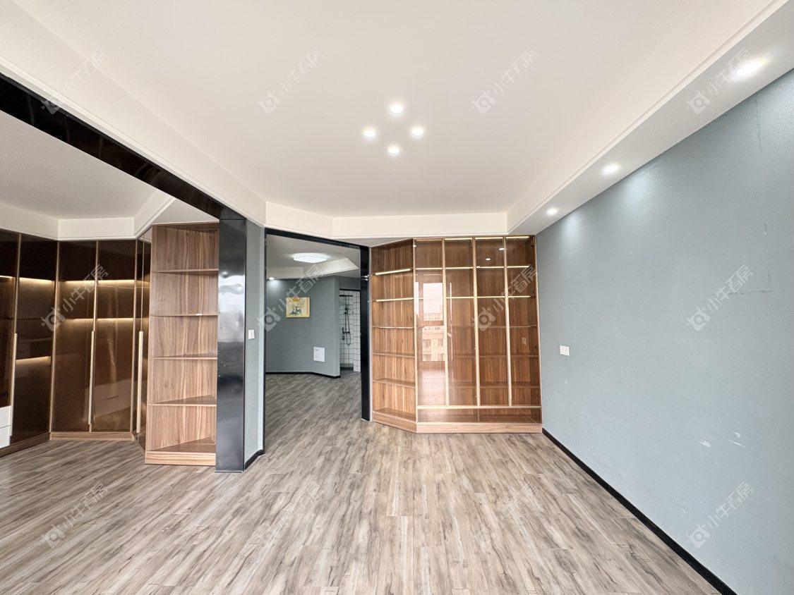 镇江丹凤国际在售二手房源室内图_小牛看房