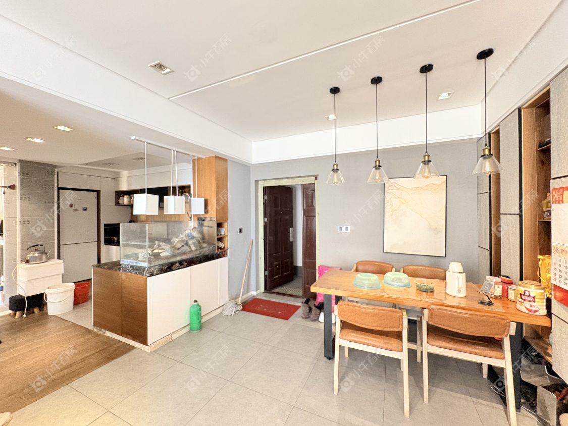 镇江天悦名城在售二手房源室内图_小牛看房