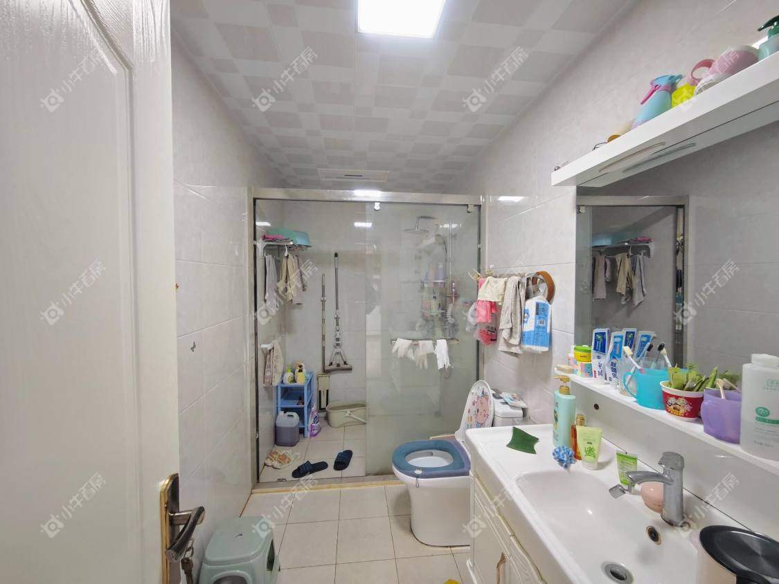 镇江凤翔花园在售二手房源室内图_小牛看房