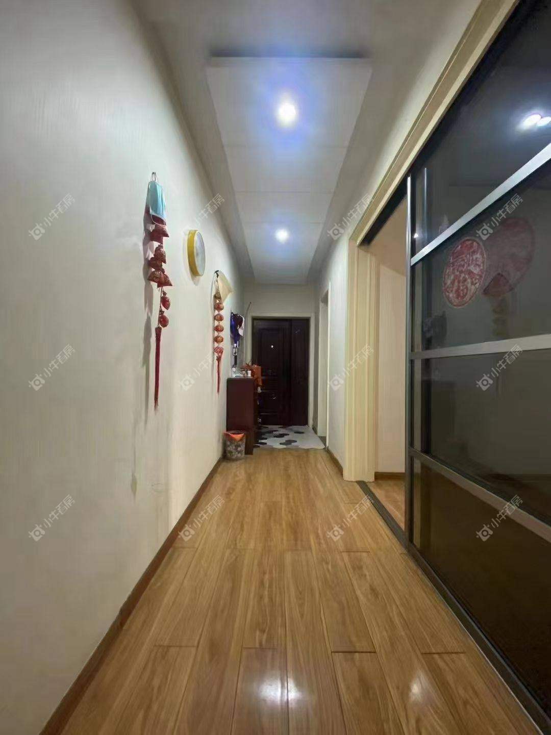 镇江澳都花城在售二手房源室内图_小牛看房