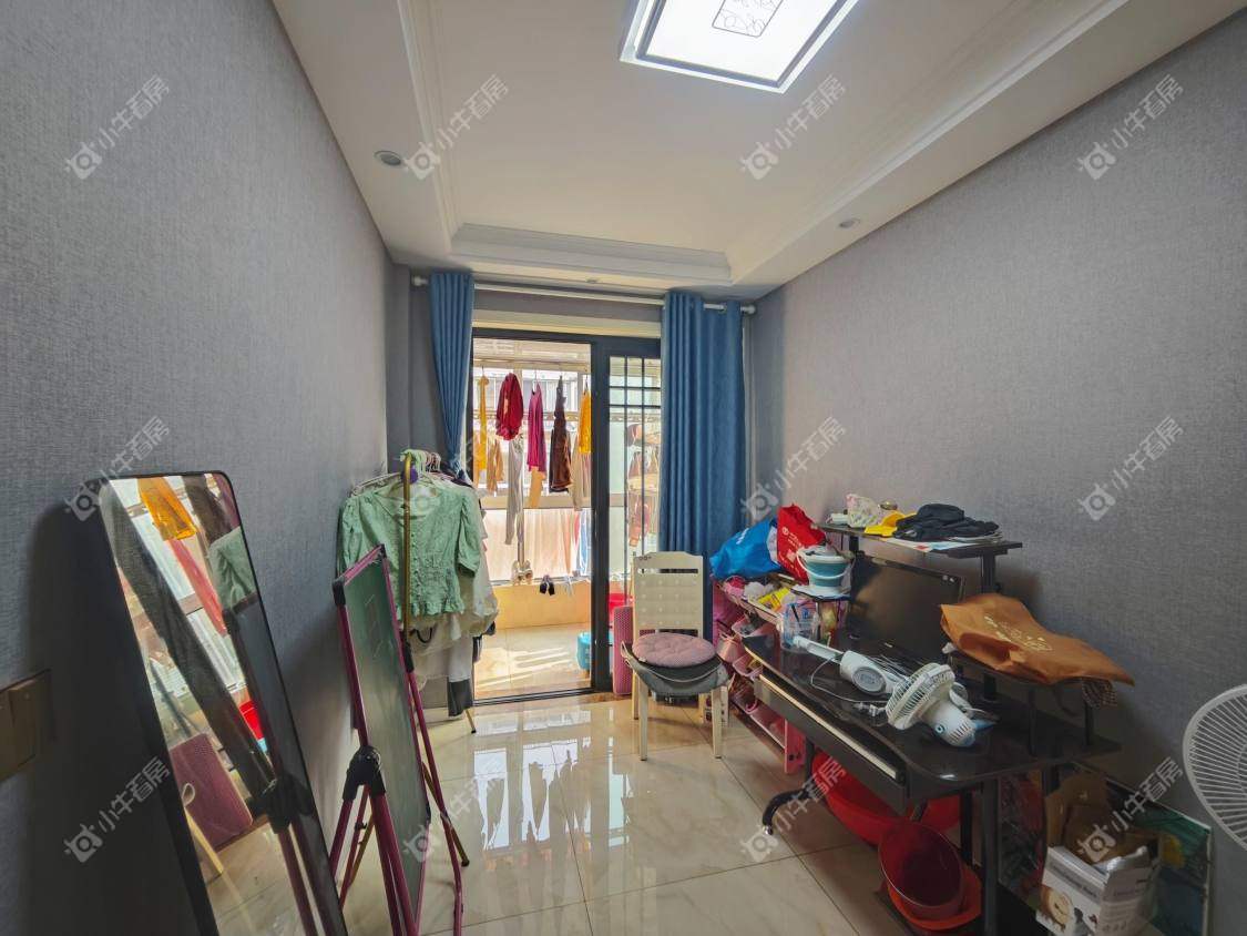 镇江凤翔花园在售二手房源室内图_小牛看房