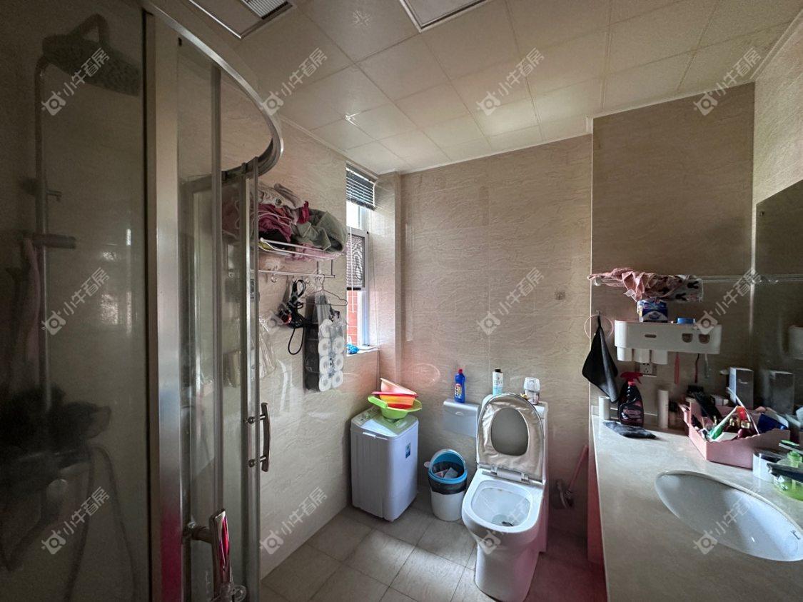 镇江芳草苑在售二手房源室内图_小牛看房